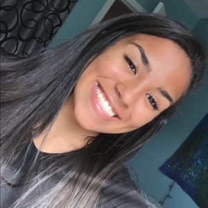 Meet your Posher, Sade